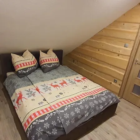 Scarlett Mýto pod Ďumbierom